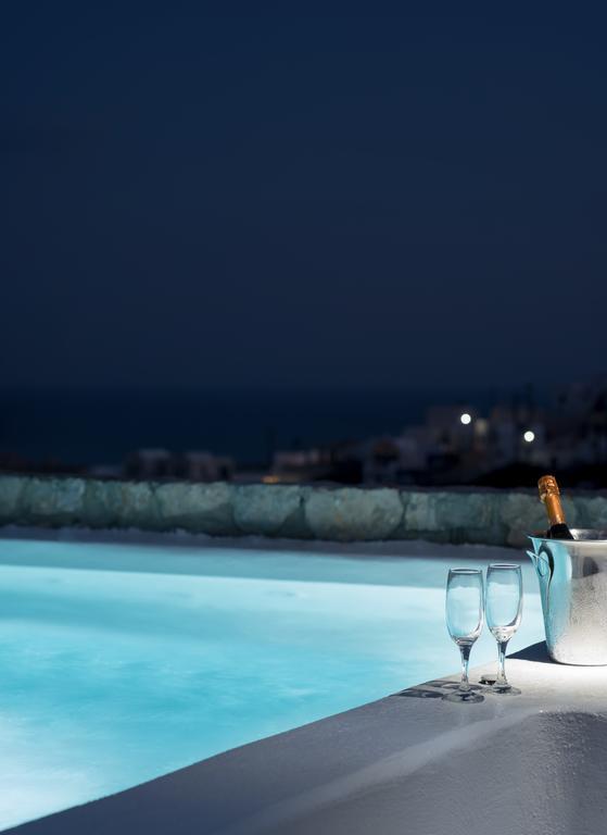 Red Cliff Villa 2Bedroom Villa With Caldera View And Plunge PoolAkrotírion エクステリア 写真